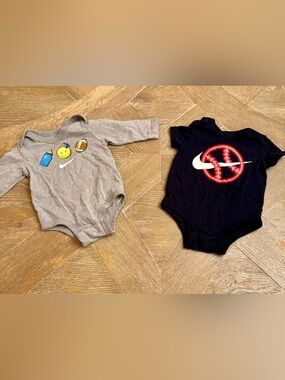 Nike Baby Bodysuit Bundle 6M Gray Long Sleeve & Black Baseball Onesies
